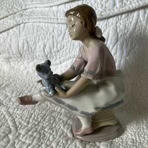 Lladro “Best Friends” #7620, glossy porcelain